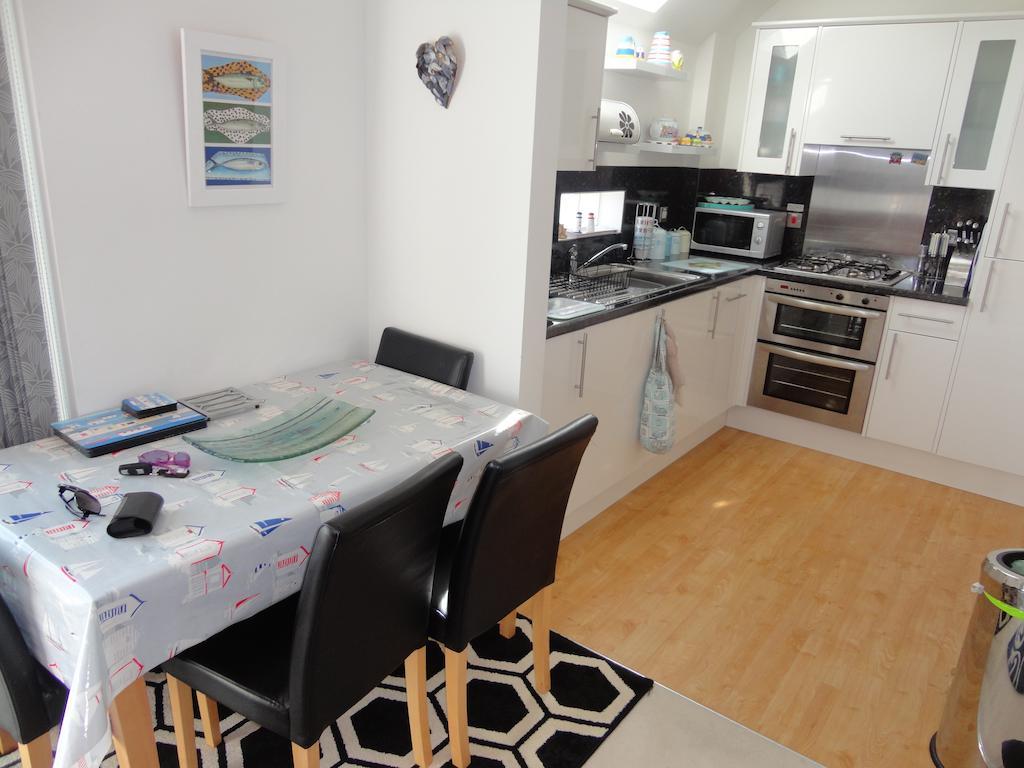 Ocean Breeze Apartment Bude Bilik gambar